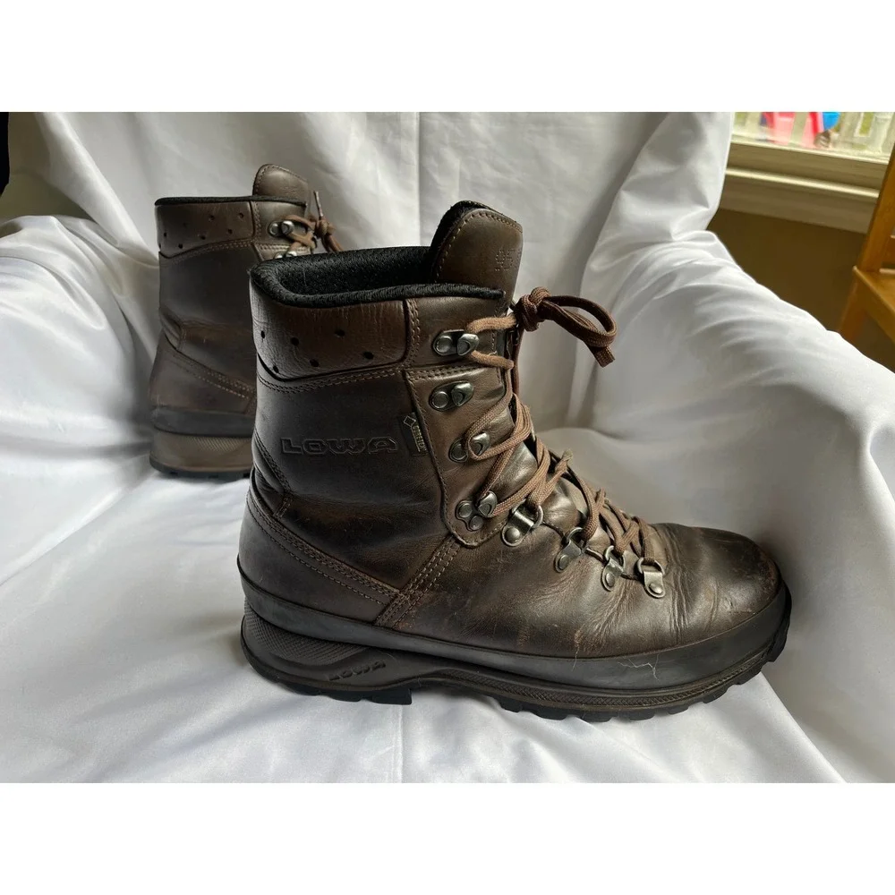 Vintage LOWA Mountain Boot GTX Men's Sz 10,5 Made in Germany